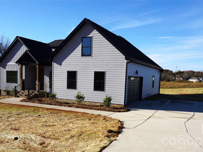 152 Old Bailey Court, Salisbury, NC 28147.  MLS# CAR4307404, YatesRealty ID 6657. 