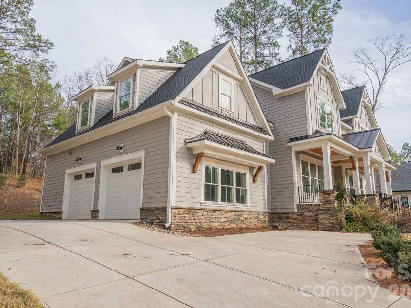 6178 Chimney Bluff Road, Lancaster, SC 29720.  MLS# CAR4333753, YatesRealty ID 6658. 