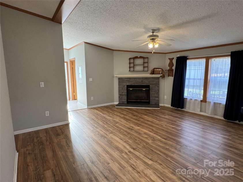 196 Cindy Lane, Kings Mountain, NC 28086.  MLS# CAR4245186, YatesRealty ID 6659. Den/Keeping Room - Wood Burnig Fireplace