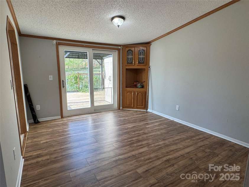 196 Cindy Lane, Kings Mountain, NC 28086.  MLS# CAR4245186, YatesRealty ID 6659. Formal Dining Area