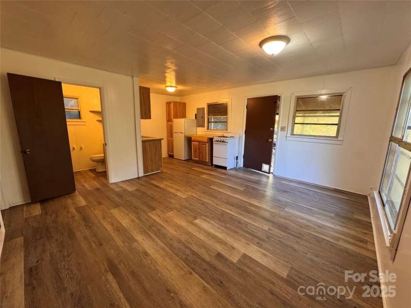 84 Pelohi Cove Road, Bryson City, NC 28713.  MLS# CAR4295902, YatesRealty ID 666. 