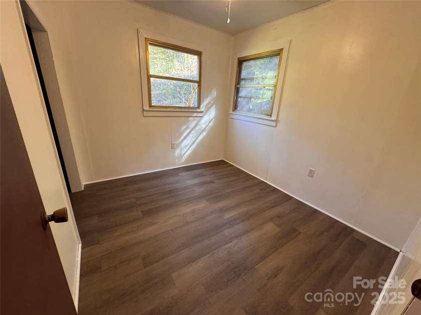 84 Pelohi Cove Road, Bryson City, NC 28713.  MLS# CAR4295902, YatesRealty ID 666. 