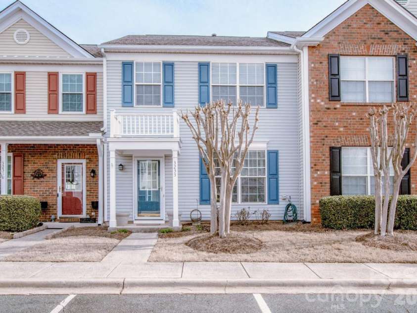 3233 Mannington Drive, Charlotte, NC 28270.  MLS# CAR4414989, YatesRealty ID 6660. Beautiful townhome with two reserved parking spots right out front!!