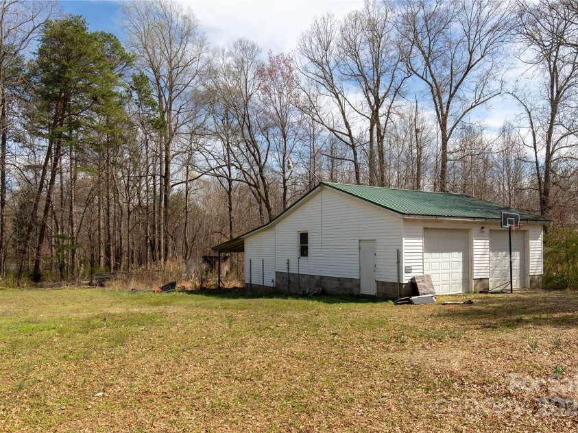 5212 Old Concord Road, Salisbury, NC 28146.  MLS# CAR4233908, YatesRealty ID 6661. 