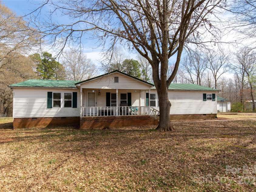 5212 Old Concord Road, Salisbury, NC 28146.  MLS# CAR4233908, YatesRealty ID 6661. 
