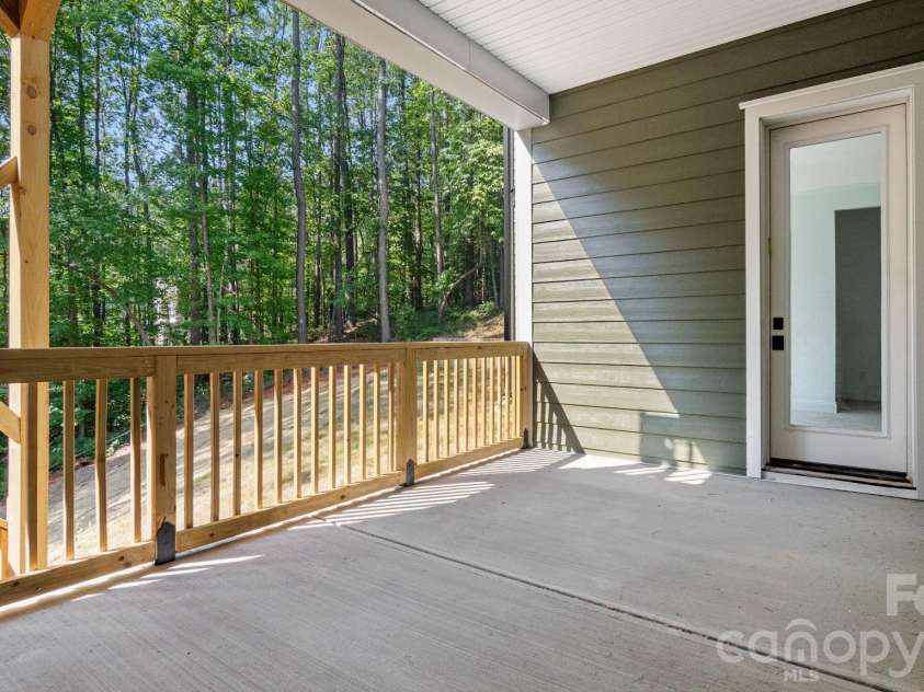 6774 Kingfisher Court, Denver, NC 28037.  MLS# CAR4327366, YatesRealty ID 6662. Basement deck