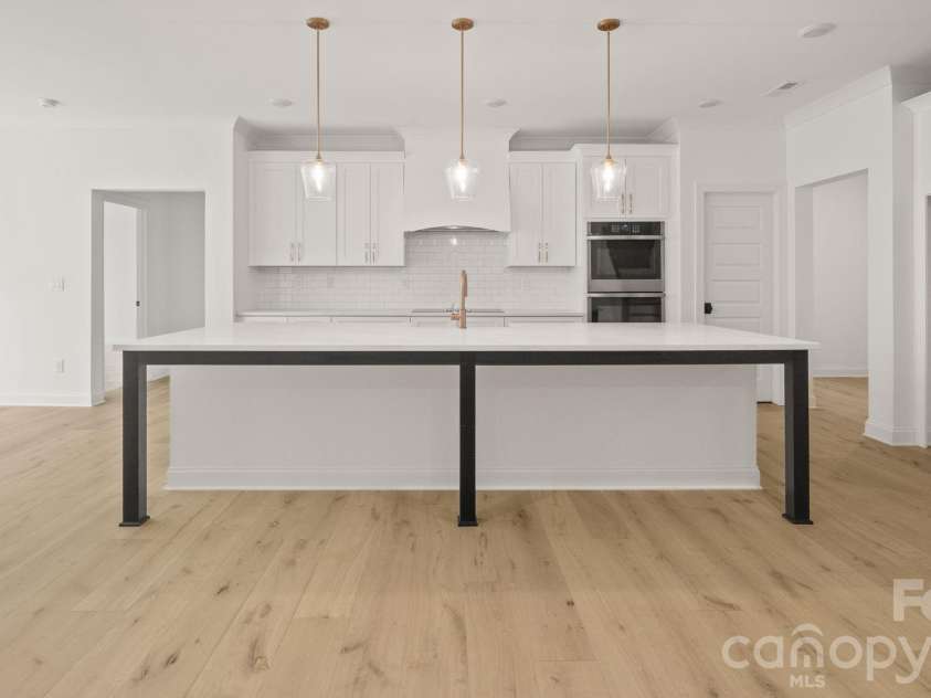 6774 Kingfisher Court, Denver, NC 28037.  MLS# CAR4327366, YatesRealty ID 6662. Kitchen