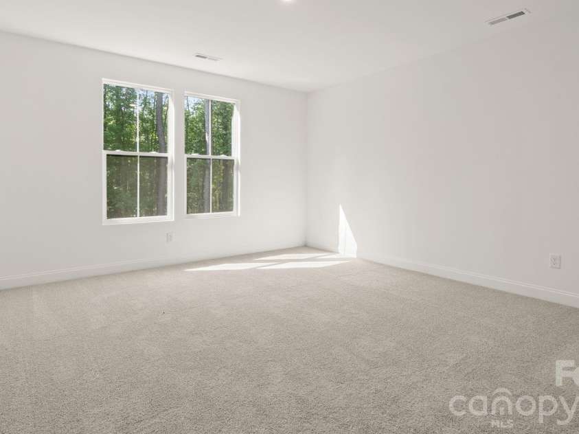 6774 Kingfisher Court, Denver, NC 28037.  MLS# CAR4327366, YatesRealty ID 6662. Primary Bedroom