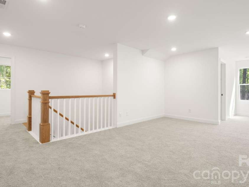 6774 Kingfisher Court, Denver, NC 28037.  MLS# CAR4327366, YatesRealty ID 6662. Second Floor Movie or Flex Space