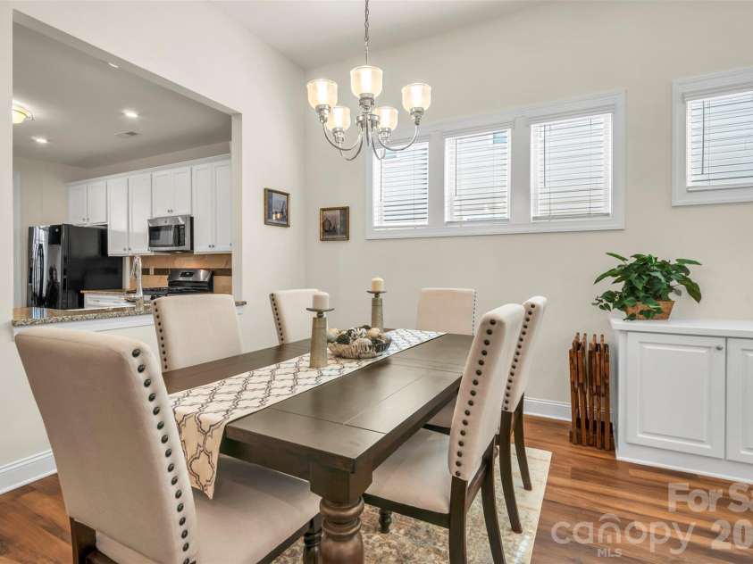 7336 Overjoyed Crossing, Charlotte, NC 28215.  MLS# CAR4356327, YatesRealty ID 6665. 