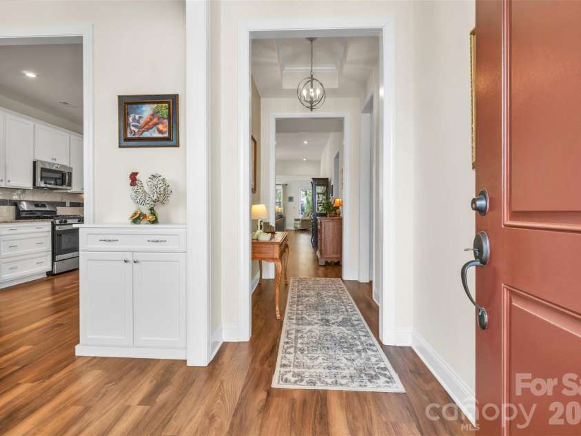 7336 Overjoyed Crossing, Charlotte, NC 28215.  MLS# CAR4356327, YatesRealty ID 6665. 