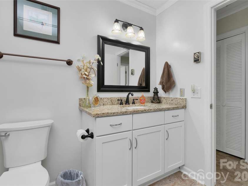 222 Sedi Lane, Brevard, NC 28712.  MLS# CAR4403900, YatesRealty ID 6666. Lots of Room