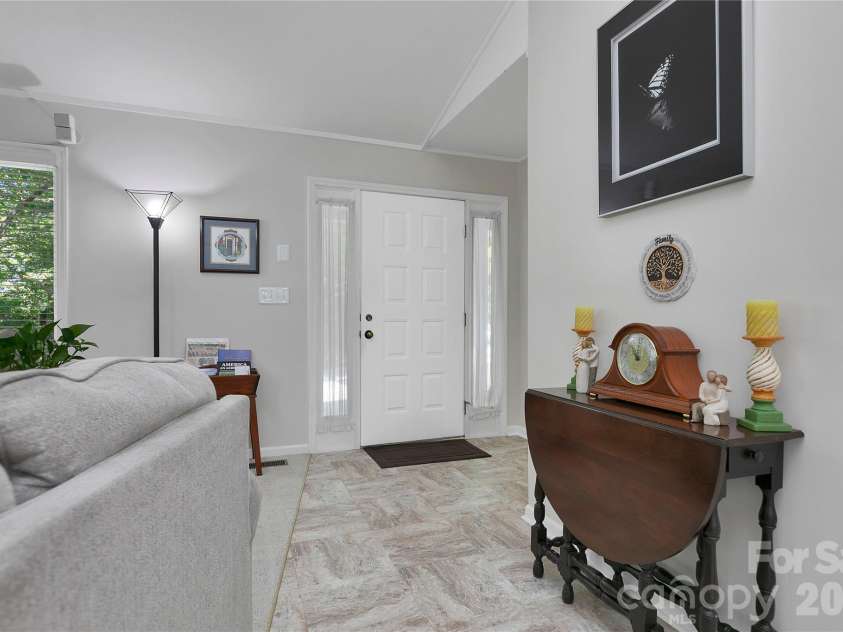 222 Sedi Lane, Brevard, NC 28712.  MLS# CAR4403900, YatesRealty ID 6666. Welcoming Entrance