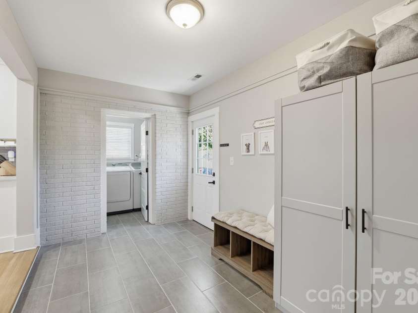 1026 Rollingwood Drive, Charlotte, NC 28217.  MLS# CAR4360398, YatesRealty ID 6668. 