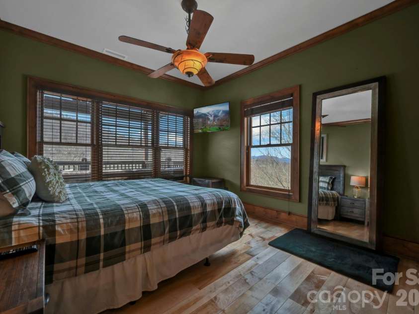 1226 Grouse Moor Drive, Sugar Mountain, NC 28604.  MLS# CAR4347212, YatesRealty ID 6670. 