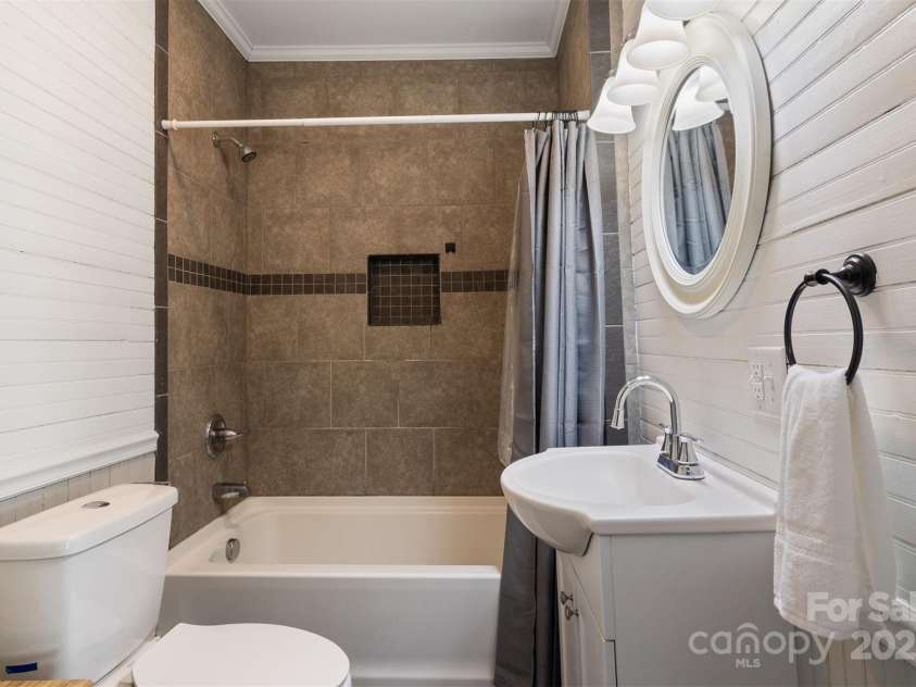 30 Forest Avenue, Granite Falls, NC 28630.  MLS# CAR4217074, YatesRealty ID 6671. 