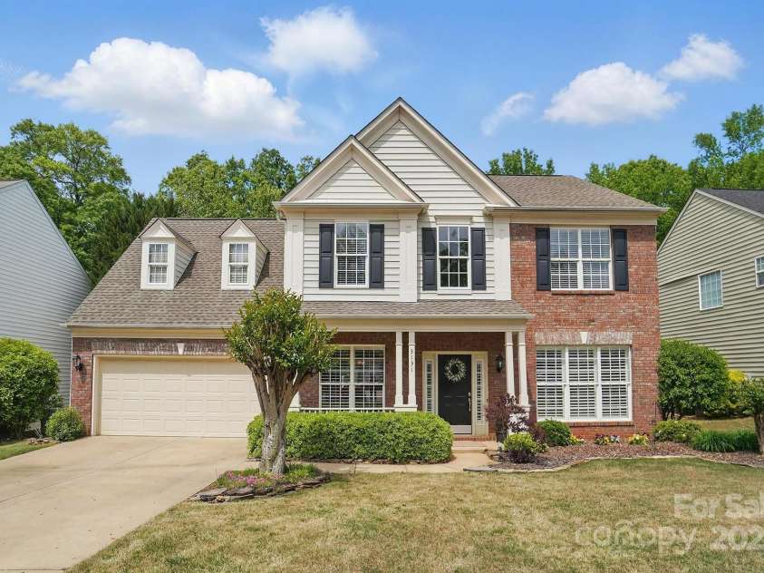 3131 Arborhill Road, Charlotte, NC 28270.  MLS# CAR4245369, YatesRealty ID 6675. 