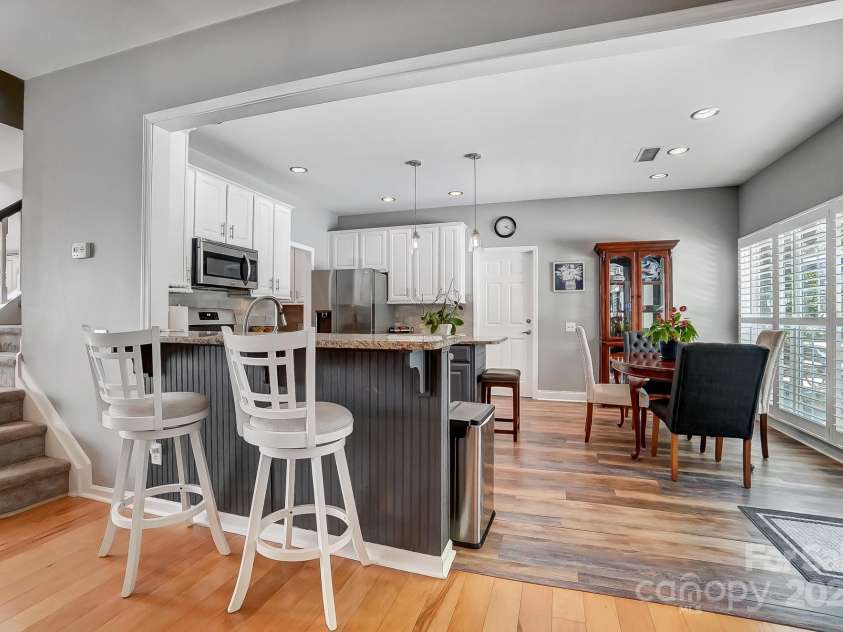 3131 Arborhill Road, Charlotte, NC 28270.  MLS# CAR4245369, YatesRealty ID 6675. 