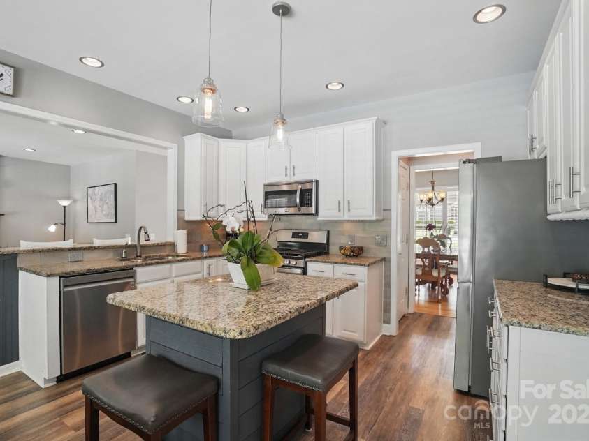 3131 Arborhill Road, Charlotte, NC 28270.  MLS# CAR4245369, YatesRealty ID 6675. 