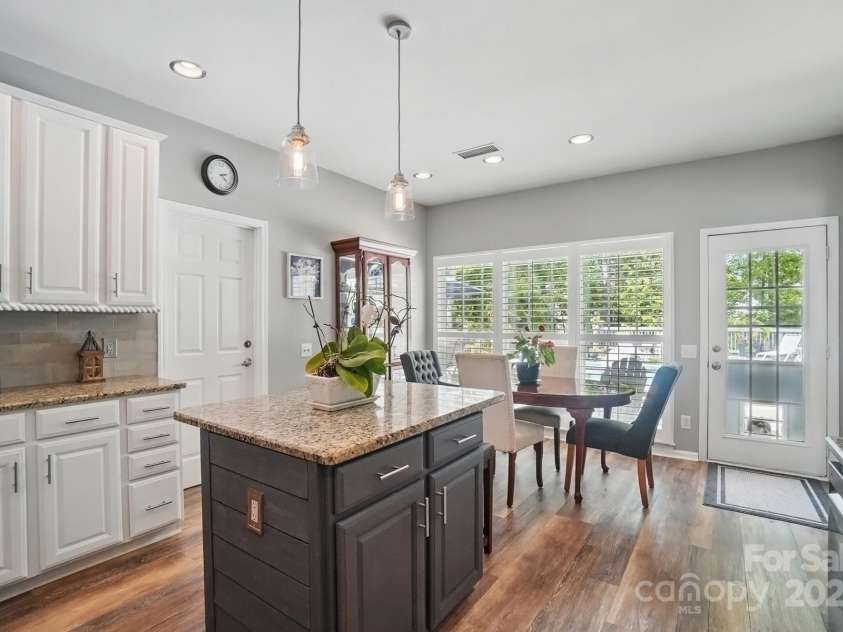 3131 Arborhill Road, Charlotte, NC 28270.  MLS# CAR4245369, YatesRealty ID 6675. 