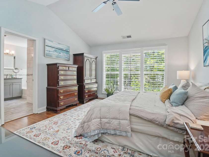 3131 Arborhill Road, Charlotte, NC 28270.  MLS# CAR4245369, YatesRealty ID 6675. 