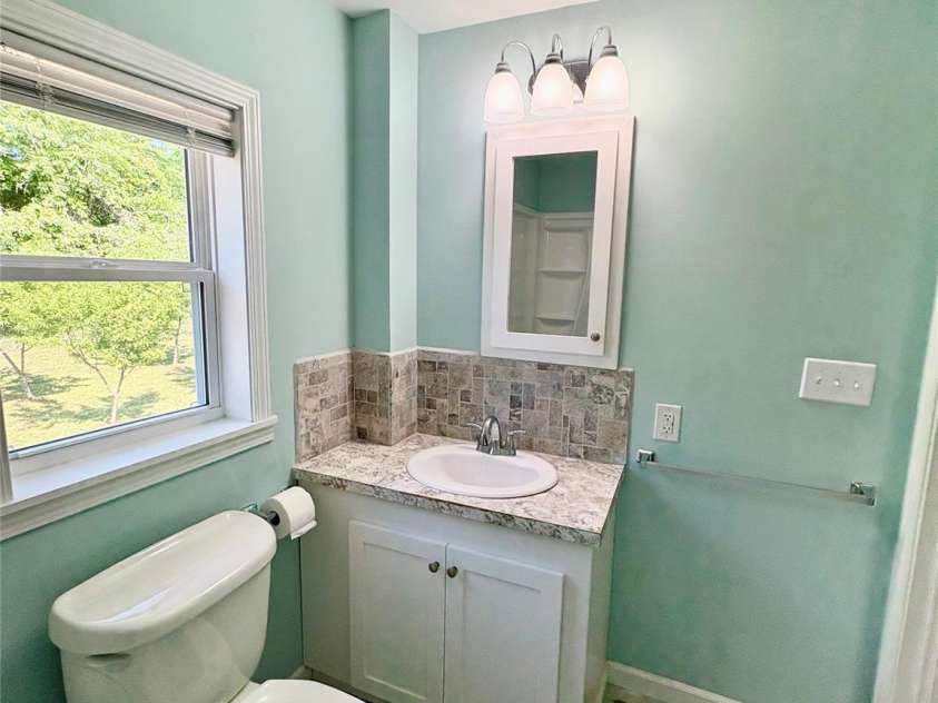 2724 Peachtree Road, Statesville, NC 28625.  MLS# CAR4248826, YatesRealty ID 6676. 