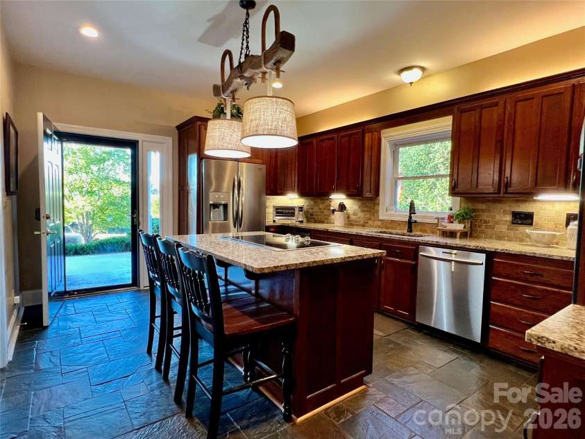 1011 Ratchford Road, York, SC 29745.  MLS# CAR4376084, YatesRealty ID 6679. 