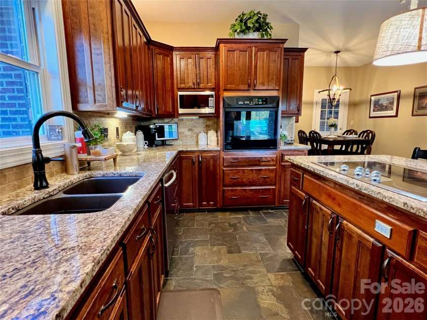 1011 Ratchford Road, York, SC 29745.  MLS# CAR4376084, YatesRealty ID 6679. 