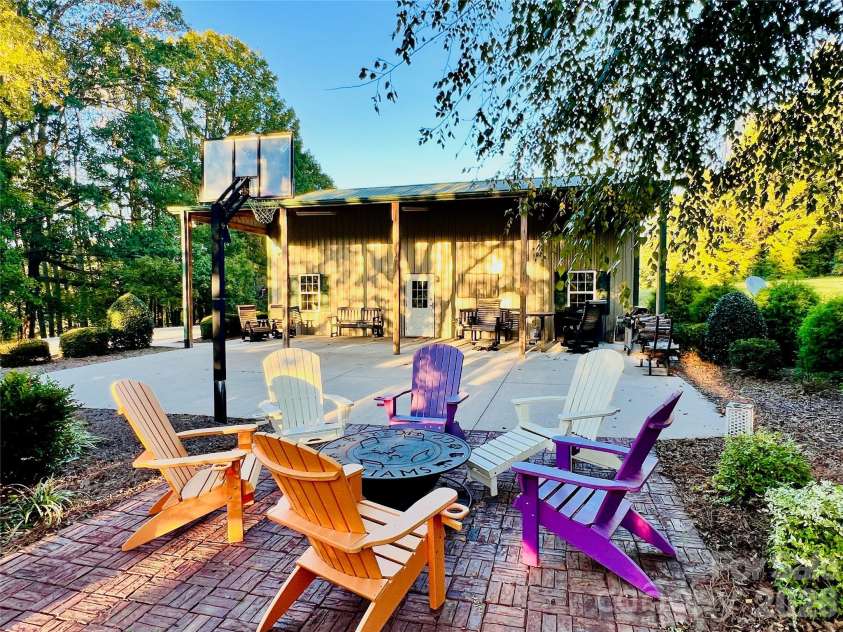 1011 Ratchford Road, York, SC 29745.  MLS# CAR4376084, YatesRealty ID 6679. 