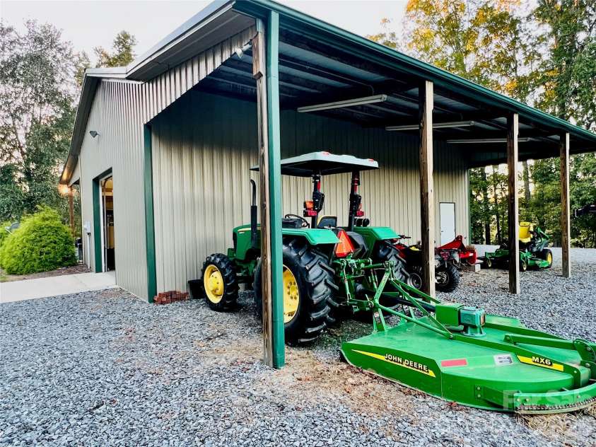 1011 Ratchford Road, York, SC 29745.  MLS# CAR4376084, YatesRealty ID 6679. 