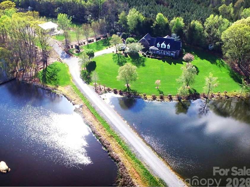 1011 Ratchford Road, York, SC 29745.  MLS# CAR4376084, YatesRealty ID 6679. 