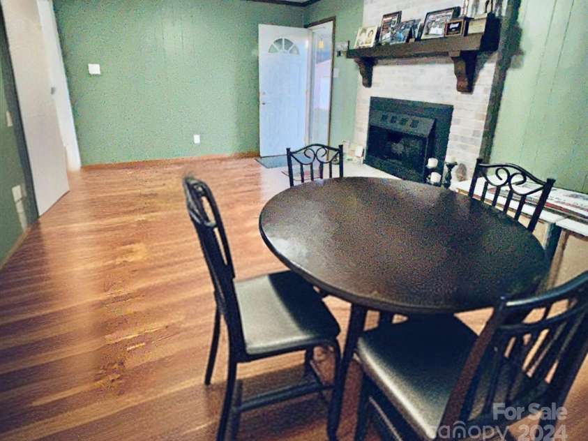 1448 Lowrys Highway, Chester, SC 29706.  MLS# CAR4204179, YatesRealty ID 6679. Bonus/Dining Room with Fireplace