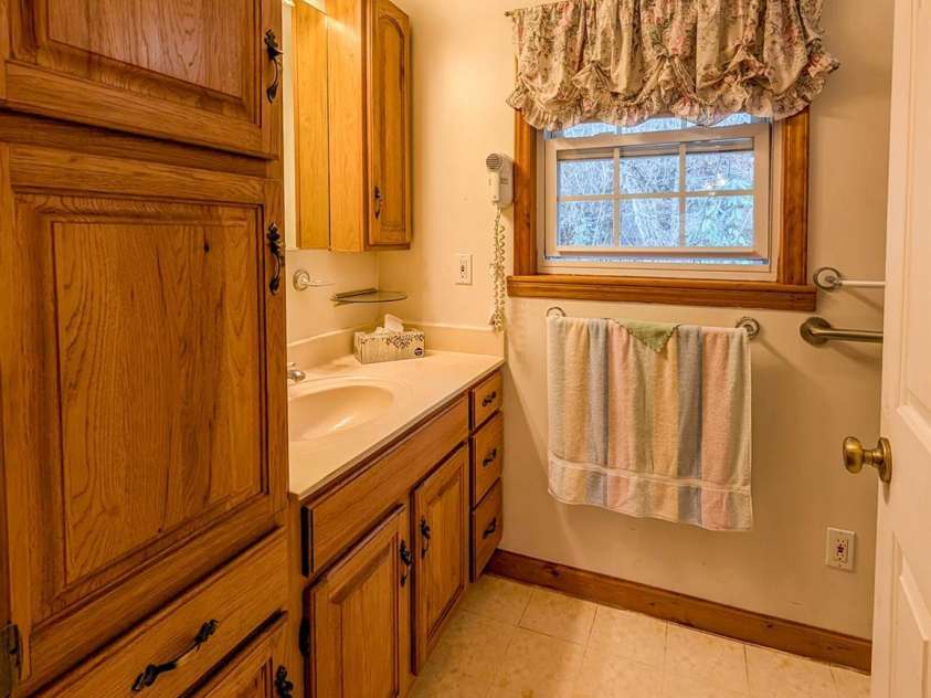 77 Griffith Branch Road, Green Mountain, NC 28740.  MLS# CAR4328405, YatesRealty ID 668. 