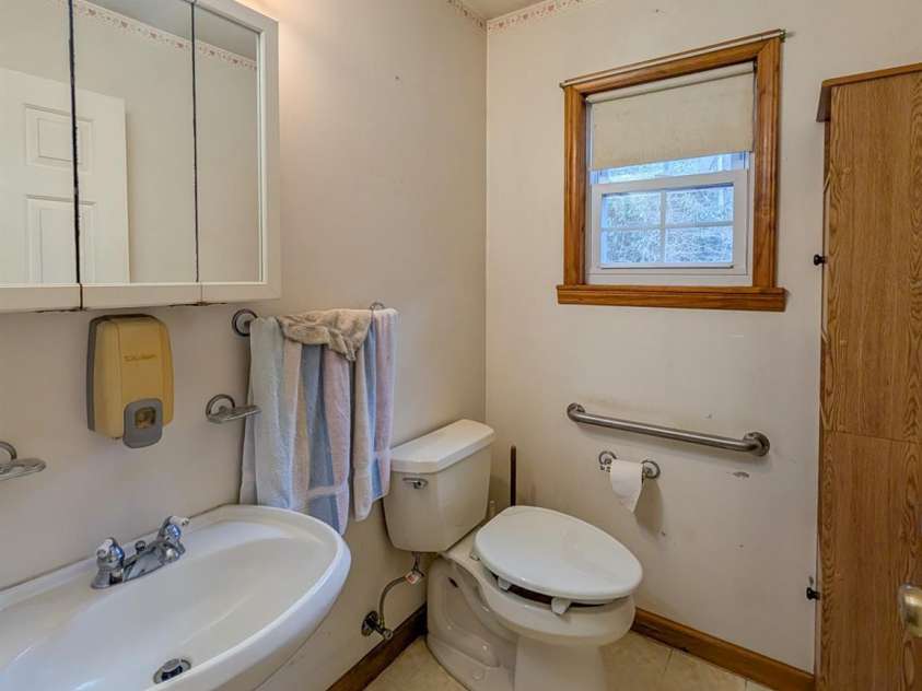 77 Griffith Branch Road, Green Mountain, NC 28740.  MLS# CAR4328405, YatesRealty ID 668. 