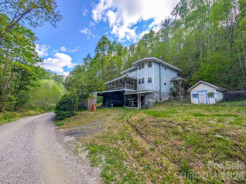 77 Griffith Branch Road, Green Mountain, NC 28740.  MLS# CAR4328405, YatesRealty ID 668. 