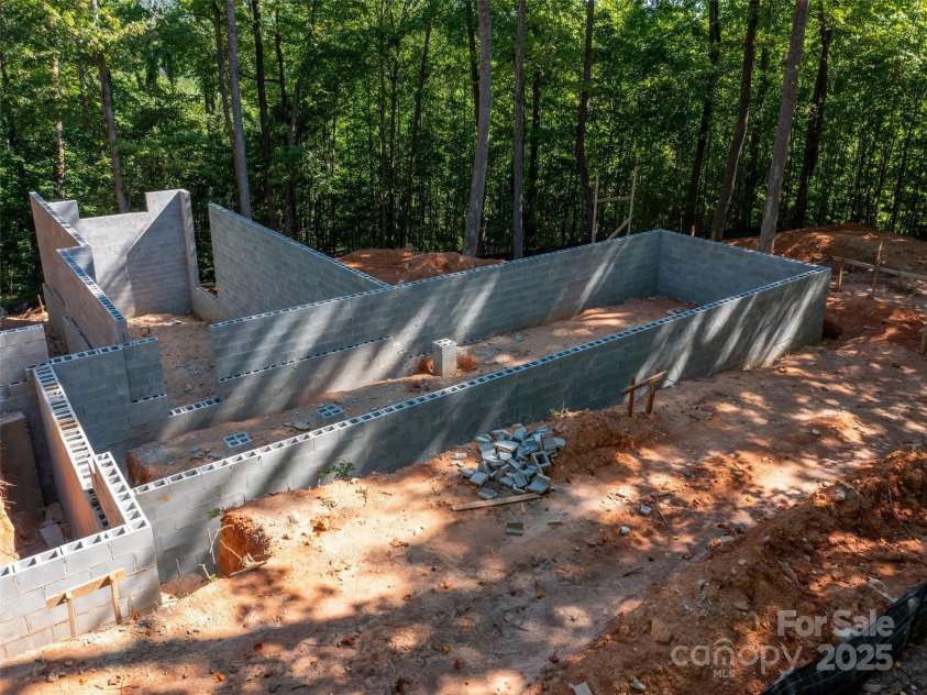 2140 Harm Creek Loop, Mill Spring, NC 28756.  MLS# CAR4194734, YatesRealty ID 6680. 