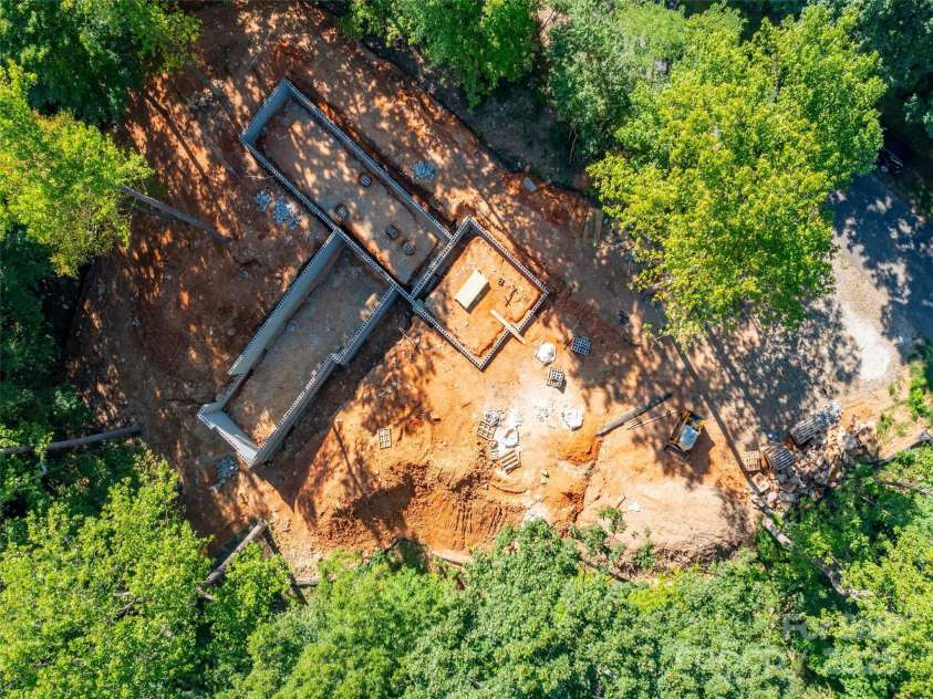 2140 Harm Creek Loop, Mill Spring, NC 28756.  MLS# CAR4194734, YatesRealty ID 6680. 
