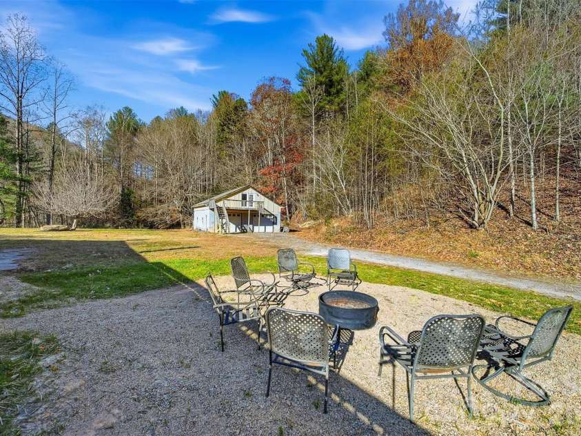 3066 Hartley Kincaid Place, Lenoir, NC 28645.  MLS# CAR4320707, YatesRealty ID 6683. 