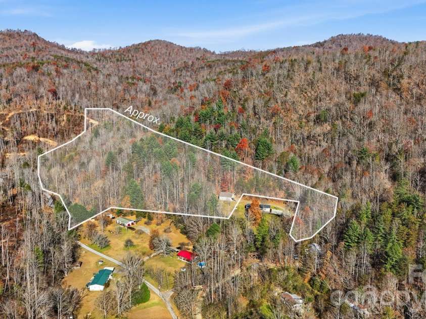 3066 Hartley Kincaid Place, Lenoir, NC 28645.  MLS# CAR4320707, YatesRealty ID 6683. 