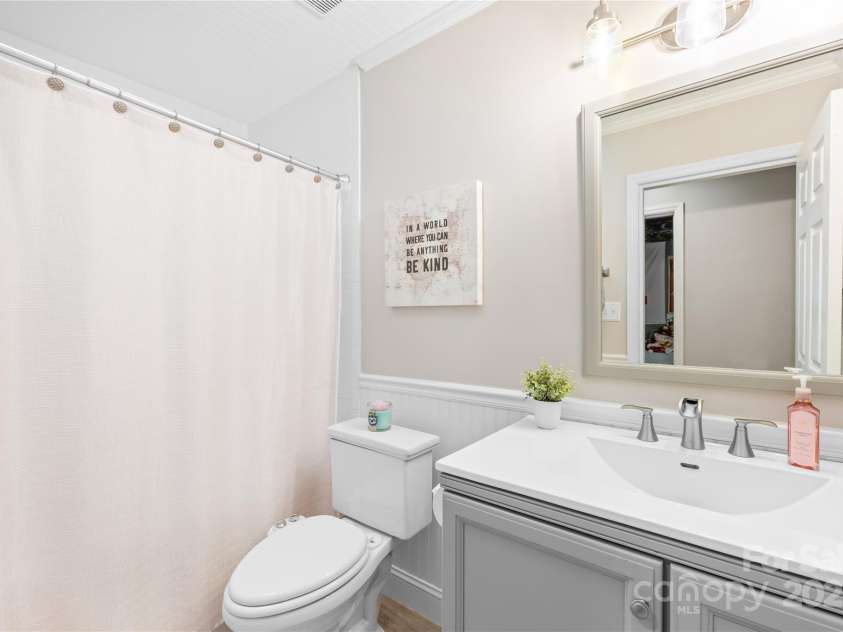 6741 Stillmeadow Drive, Charlotte, NC 28277.  MLS# CAR4241358, YatesRealty ID 6684. 