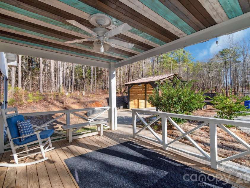 619 Hubbard Drive, Lancaster, SC 29720.  MLS# CAR4341417, YatesRealty ID 6686. 