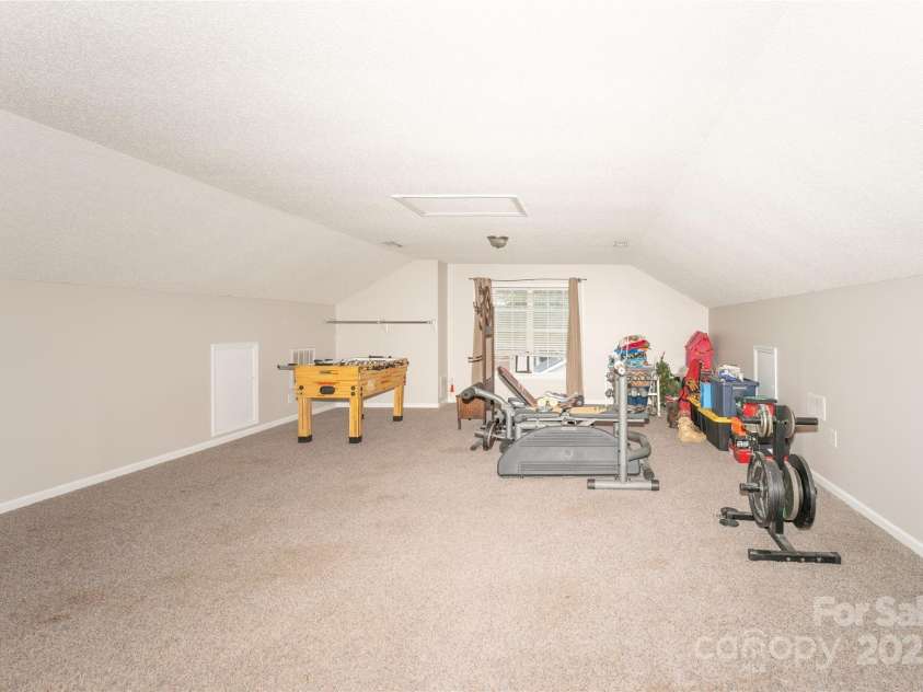 1556 Berkshire Drive, Newton, NC 28658.  MLS# CAR4248954, YatesRealty ID 6687. 