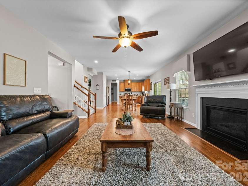 788 Rosegate Drive, Gastonia, NC 28056.  MLS# CAR4354667, YatesRealty ID 6689. 