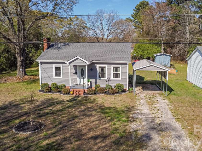 105 Hilltop Lane, Clover, SC 29710.  MLS# CAR4357323, YatesRealty ID 6690. 