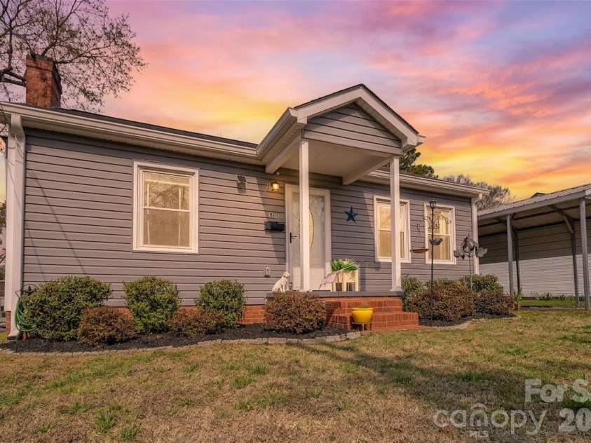 105 Hilltop Lane, Clover, SC 29710.  MLS# CAR4357323, YatesRealty ID 6690. 