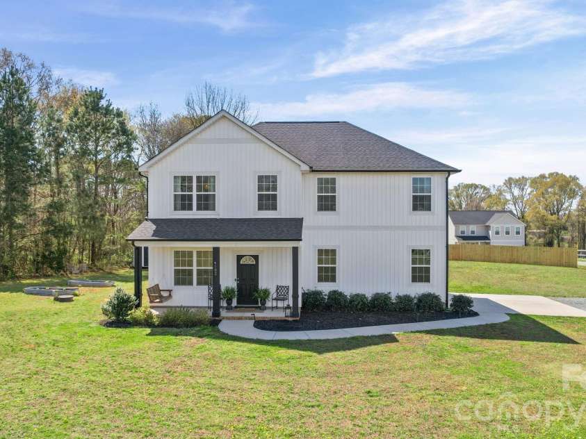 4102 Pigg Mattox Road, Monroe, NC 28112.  MLS# CAR4359722, YatesRealty ID 6691. 