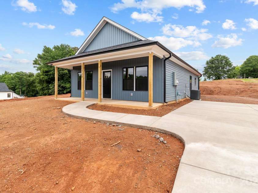 15700 Stokes Ferry Road, Richfield, NC 28137.  MLS# CAR4249060, YatesRealty ID 6692. 