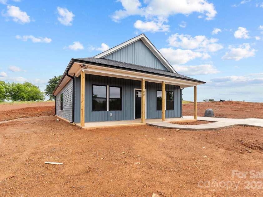 15700 Stokes Ferry Road, Richfield, NC 28137.  MLS# CAR4249060, YatesRealty ID 6692. 