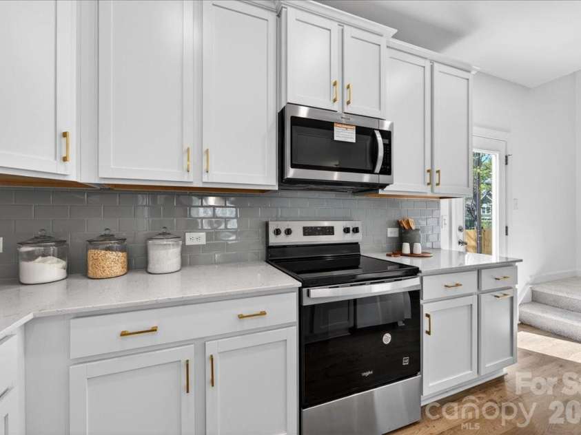 5310 Lantana Avenue, Charlotte, NC 28205.  MLS# CAR4357229, YatesRealty ID 6692. 