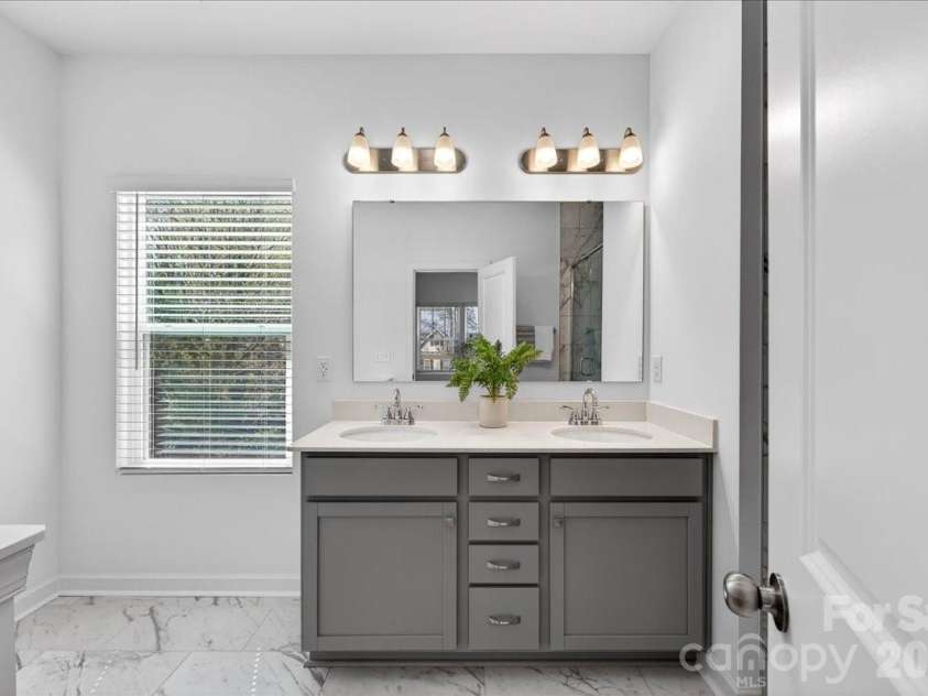 5310 Lantana Avenue, Charlotte, NC 28205.  MLS# CAR4357229, YatesRealty ID 6692. 
